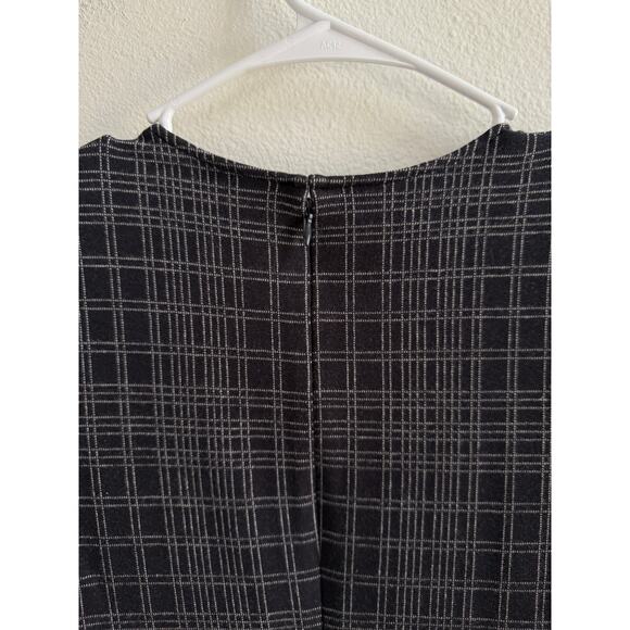 Theory Rijik Configure Black & White Plaid Crewneck Stretch Sheath Dress size 6 - Picture 7 of 12